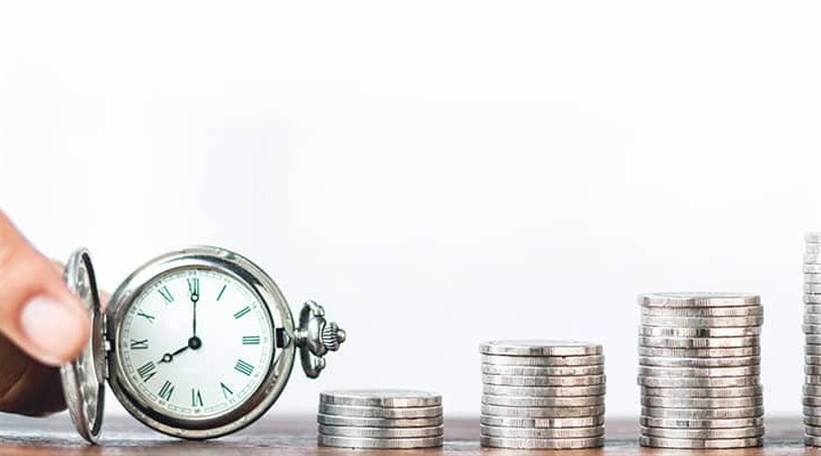 乘联分会：预计2025年乘用车零售2435万辆 同比增长6%